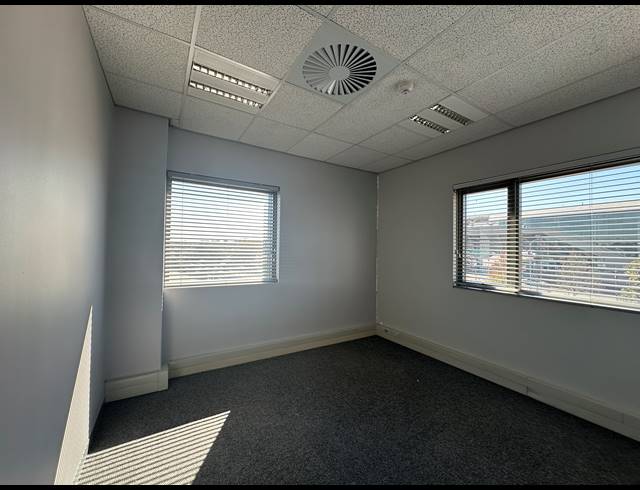 680M² OFFICE TO LET IN CENTURION CENTRAL